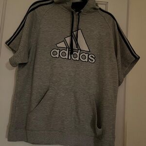 ADIDAS Men Short sleeve hoodie size L